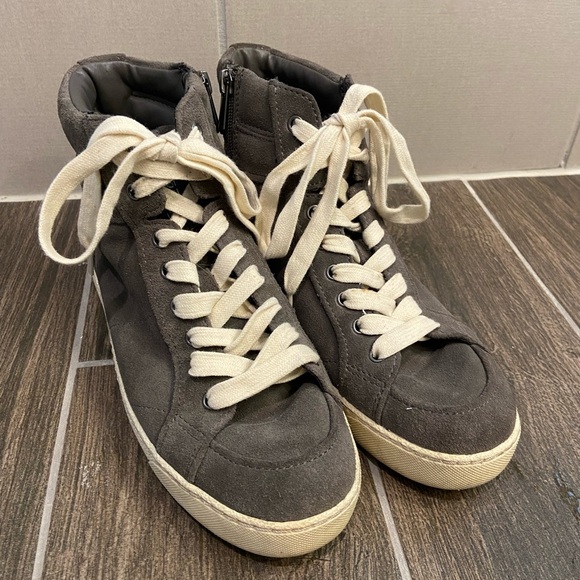 Sam Edelman Britt High Top Sneaker - 8 - Picture 7 of 10